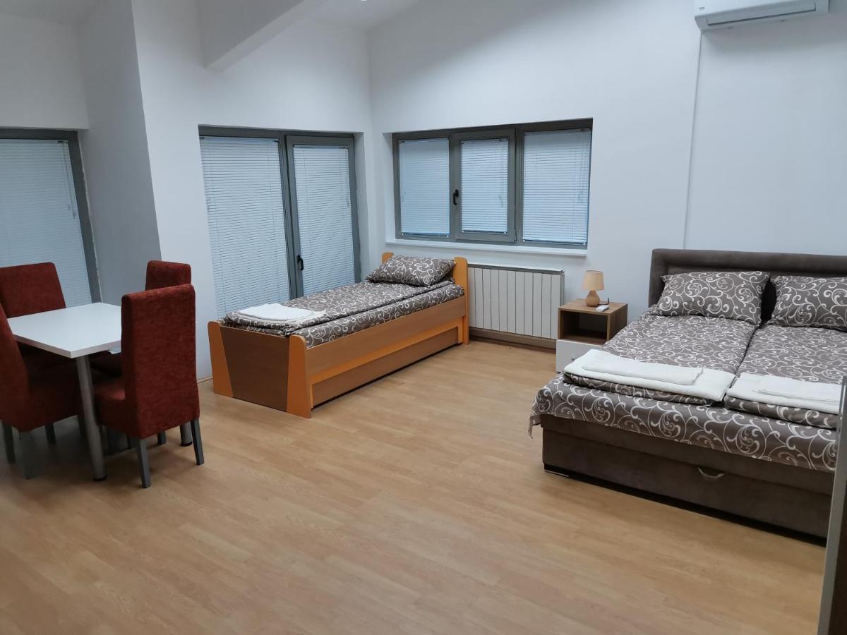 Apartmani Jasa Jagodina Buitenkant foto